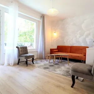 Apartment A 2 Pas Du Lac Ste Bernadette, Annecy